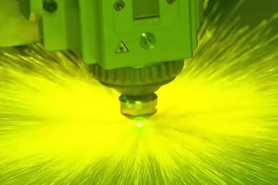 Acquisition d’une machine de découpe laser